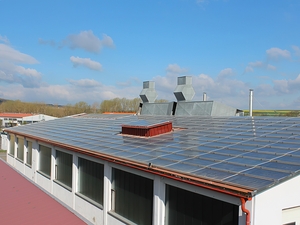 Solarelektronik, PV Autarke Systeme, Hybrid Systeme, Aufdachanlage, Europa, Deutschland