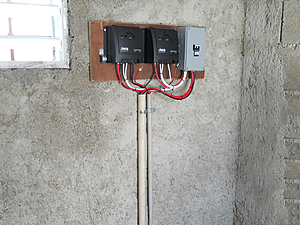 Solarelektronik, PV off grid, Wechselrichter-System, Haiti, Steca Solarladeregler