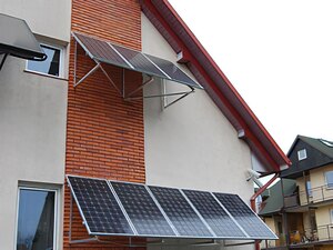 Solarelektronik, PV Autarke Systeme, Hybrid Systeme, Europa, Polen, Wandmontage